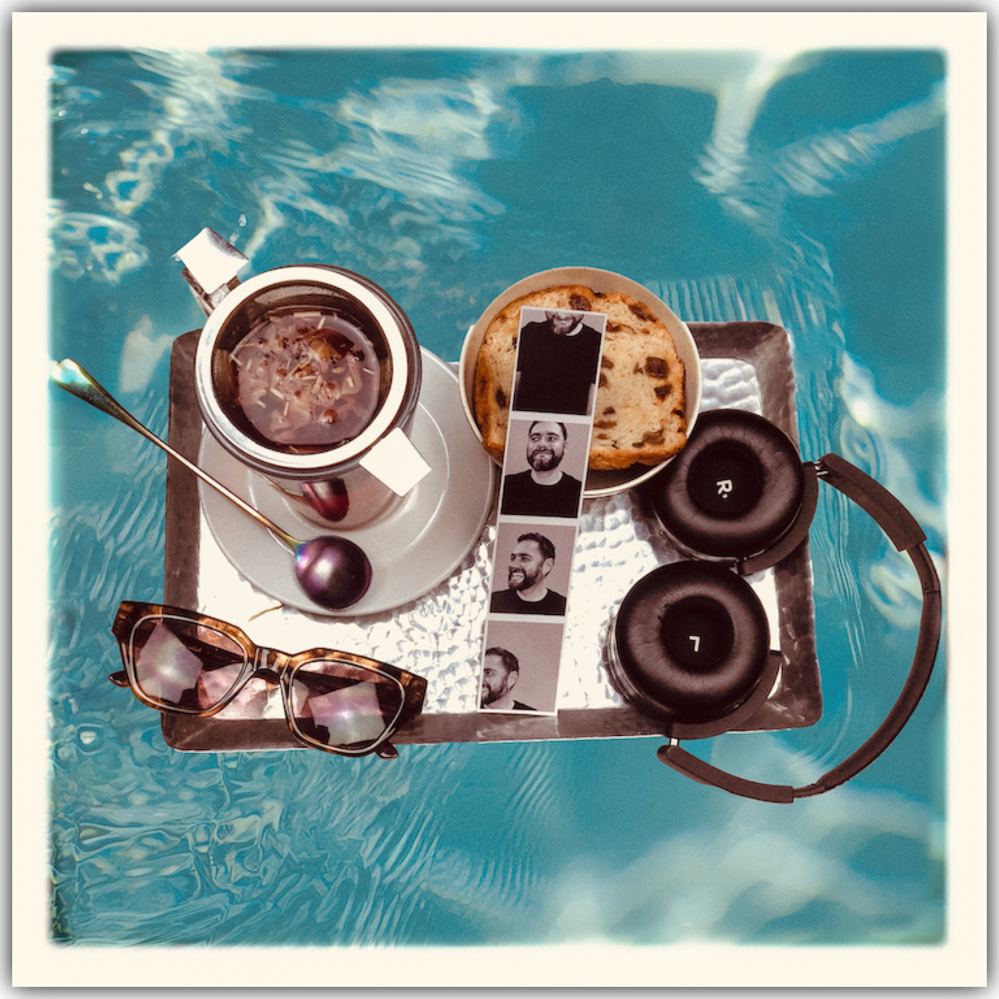 Thomas Mountjoy - Floating In The Colourfield